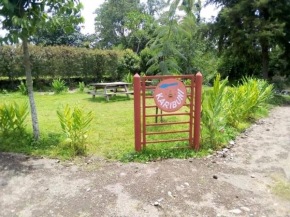 Riverbanks fish farm&Campsite